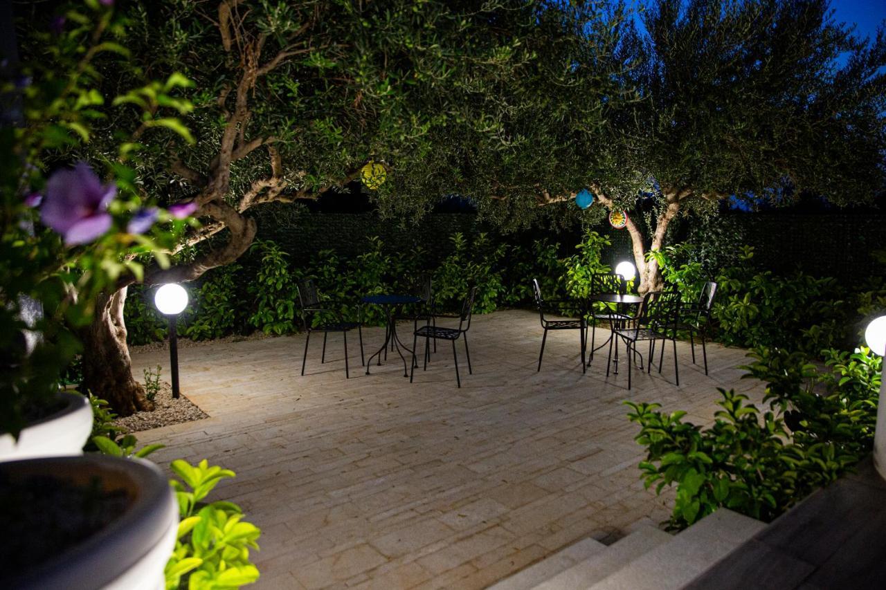 L' Arcobaleno B&B Castelluzzo Buitenkant foto