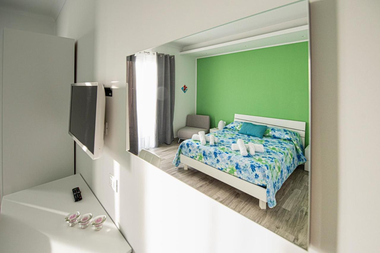 L' Arcobaleno B&B Castelluzzo Buitenkant foto